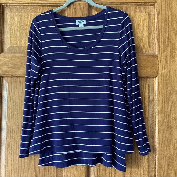 Old Navy Tops - 5/$15 Old Navy Maternity Navy & White Striped LS Nursing Top Medium